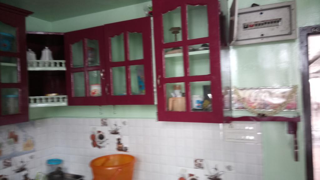 Vaishnav Tours Hotell Alappuzha Exteriör bild